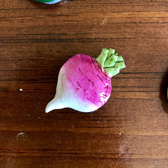 Vintage Fruit & Veggie Button Covers. - Picture 2 of 8